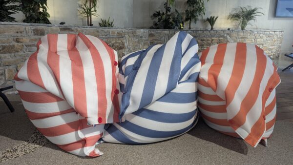 Pouff SHELTO 3coloris